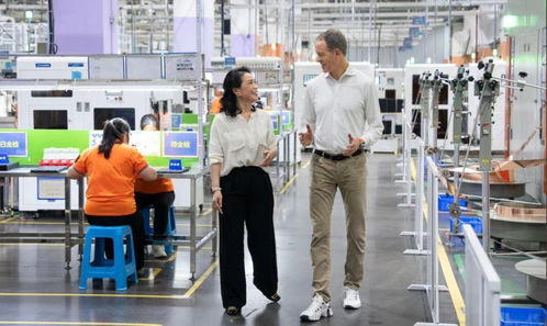 蘋果COO走訪深莞智造工廠 沒(méi)有中國(guó)果鏈，就沒(méi)有蘋果的成功